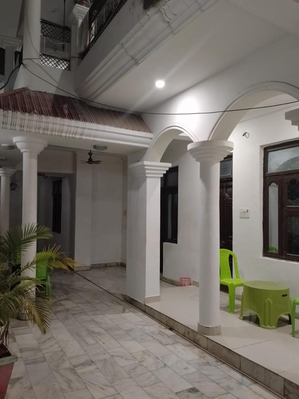 Varuna Palace Varanasi , Near Mandir & Ghat'S エクステリア 写真
