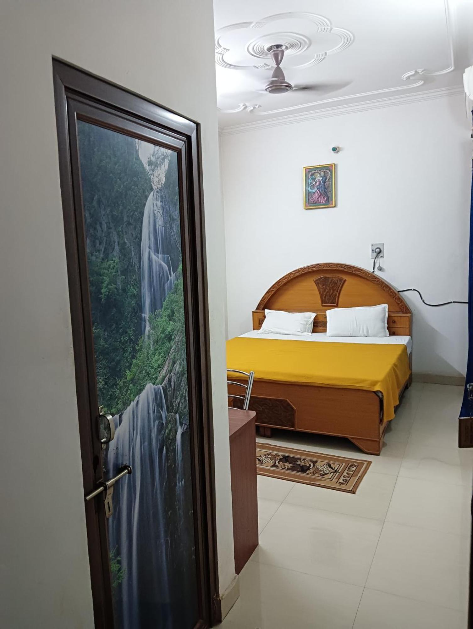 Varuna Palace Varanasi , Near Mandir & Ghat'S エクステリア 写真